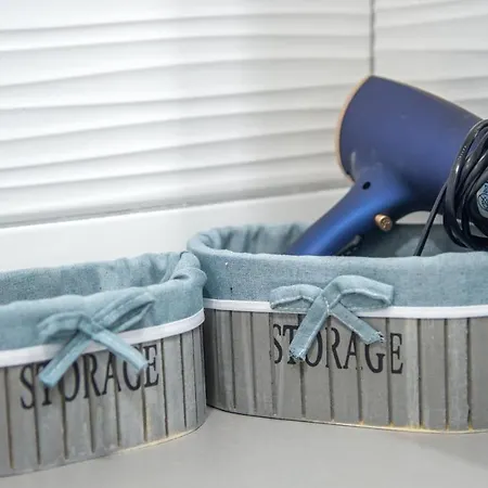 Elegant Avenue Escape * מוסטר