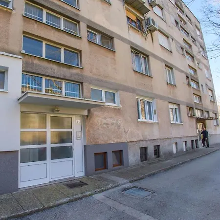 Apartman Elegant Avenue Escape *